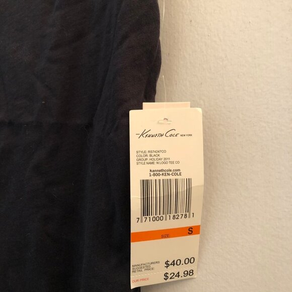 Kenneth Cole T-Shirt - Picture 3 of 3